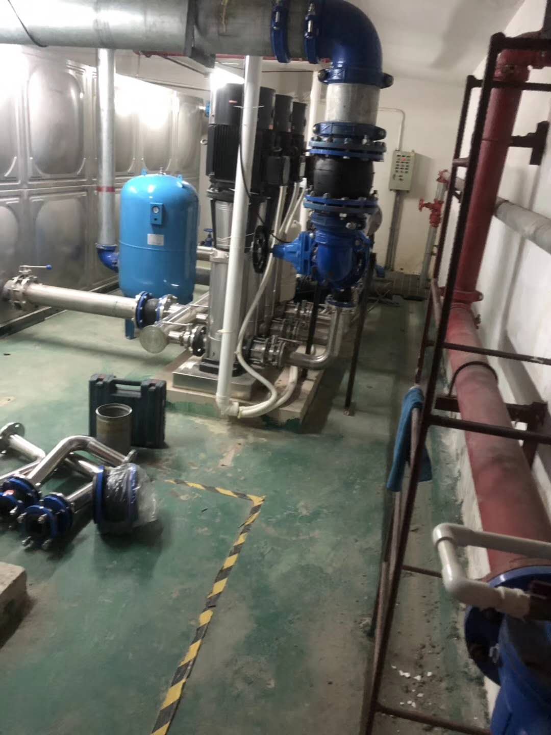 變頻恒壓供水設備，佛山市高明江濱新城房地產簽約合作